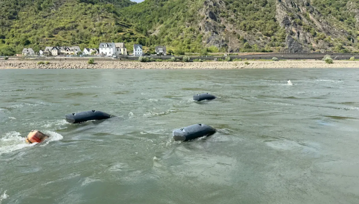 VIDEO Revoluție în energie: Primul 'roi de centrale electrice' din lume apare în Europa. Sistemul care produce curent non-stop