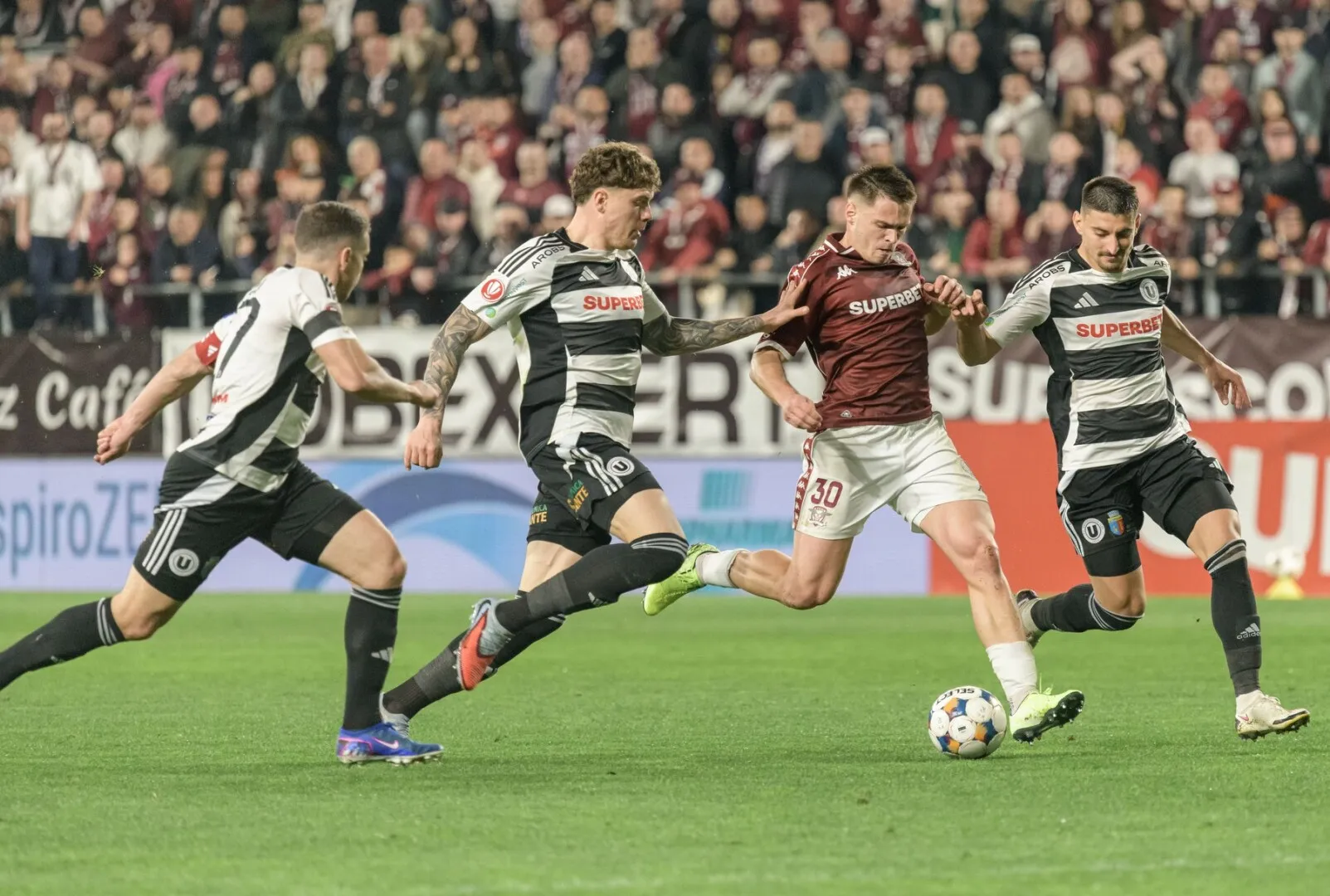 Rapid, învinsă acasă de Universitatea Cluj, după ce a condus cu 1-0