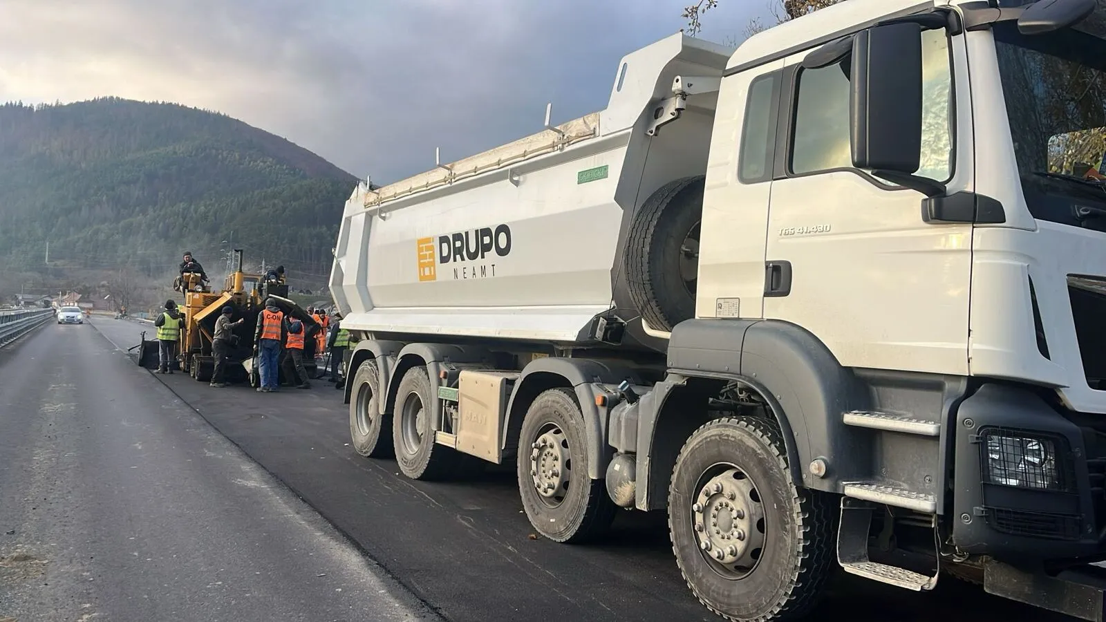 DRUPO Neamț, partener pentru lucrări de infrastructură rutieră și siguranță în trafic