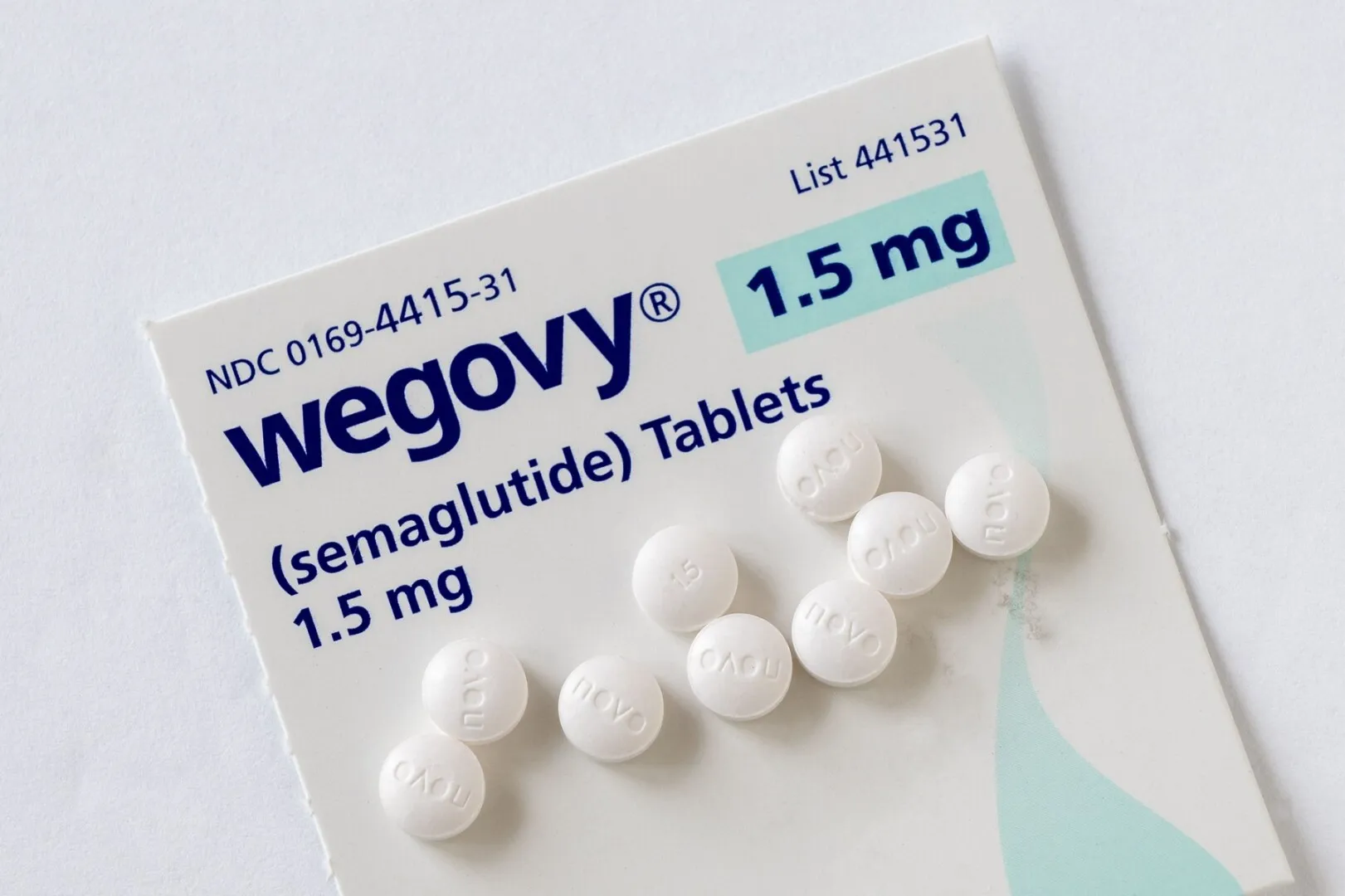 Pastila Wegovy arată rezultate mai bune decât noul medicament oral al Eli Lilly, potrivit Novo No