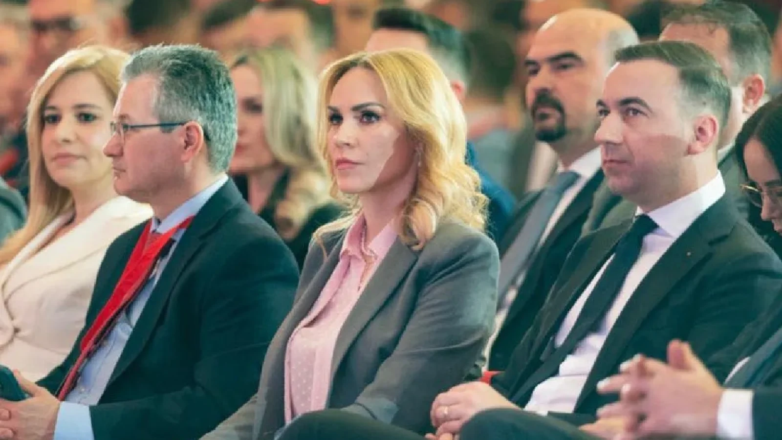 Gabriela Firea aruncă pe masă scenariul alegerilor anticipate: „Mai bine mergem la vot” decât cu un „Guvern Bolojan 2”