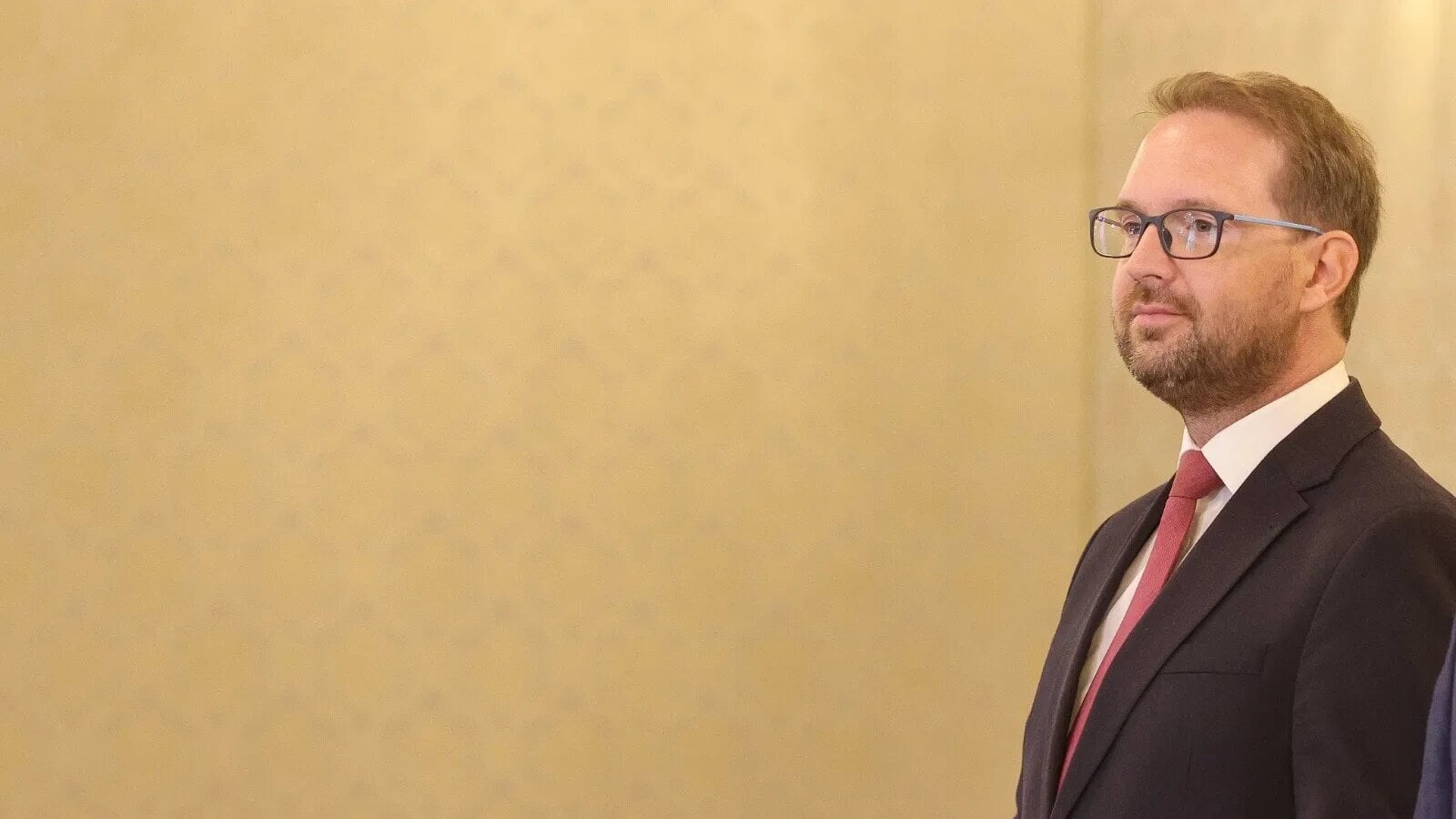 Fritz îi răspunde lui Alfred Simonis. Revoluţia nu e piesă într-un muzeu: ”Este declaraţia oamenilor care încă cred şi se bat pentru o Românie dreaptă”