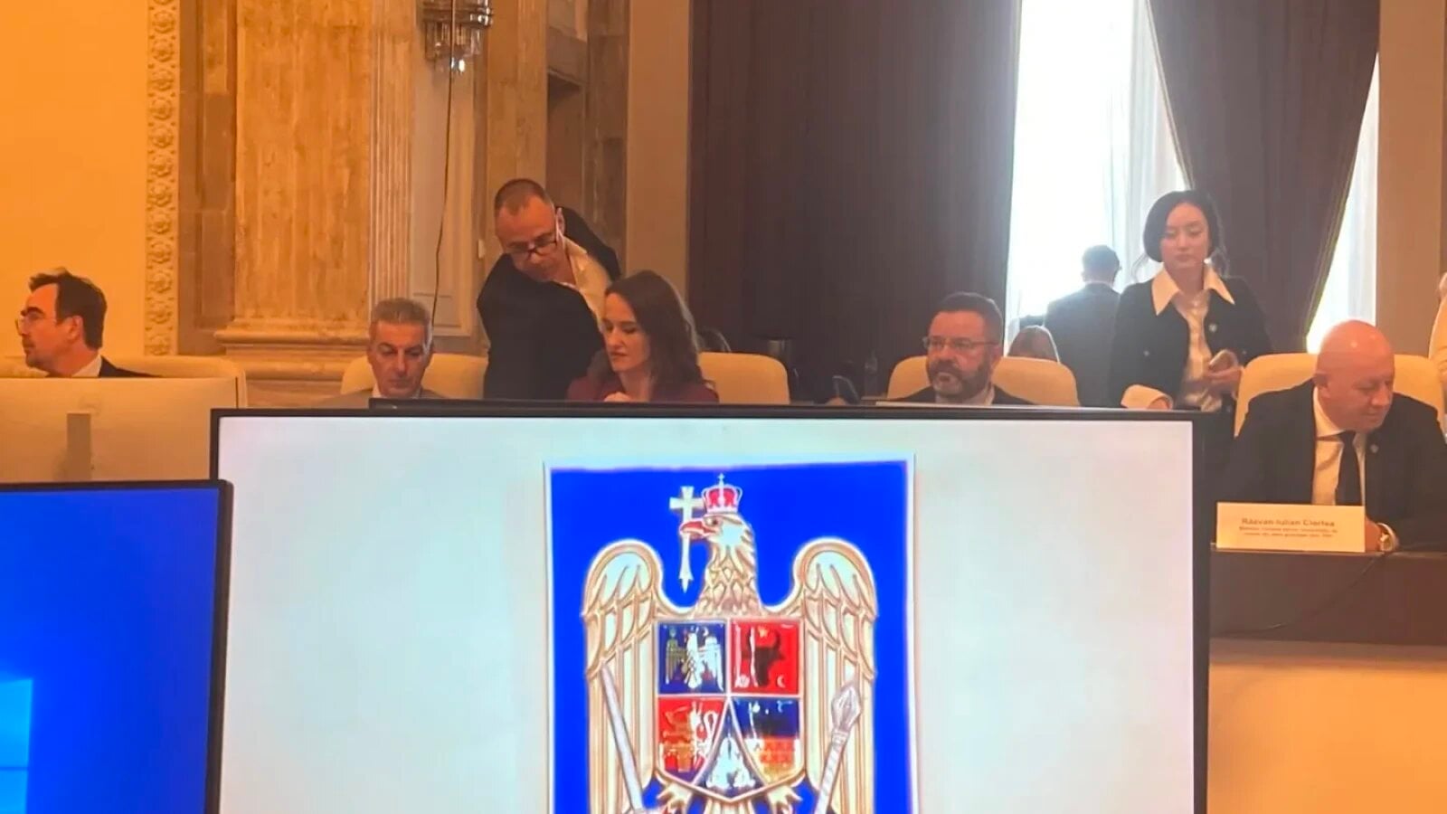 Oana Țoiu a întrerupt „seria neagră” a USR-ului: a obținut notă de trecere la audierile parlamentare / Lipsă „cruntă” de personal în MAE