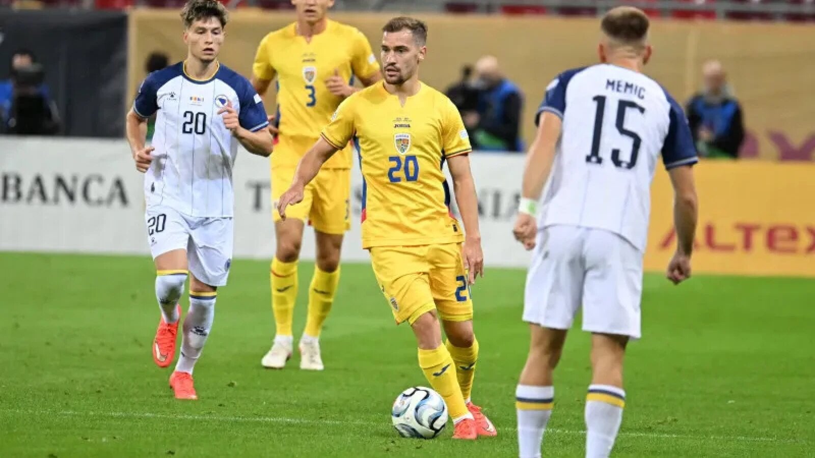 România, învinsă de Bosnia-Herțegovina pe Arena Națională. Tricolorii au pierdut cu 2-4, după numeroase gafe pe care le-au făcut