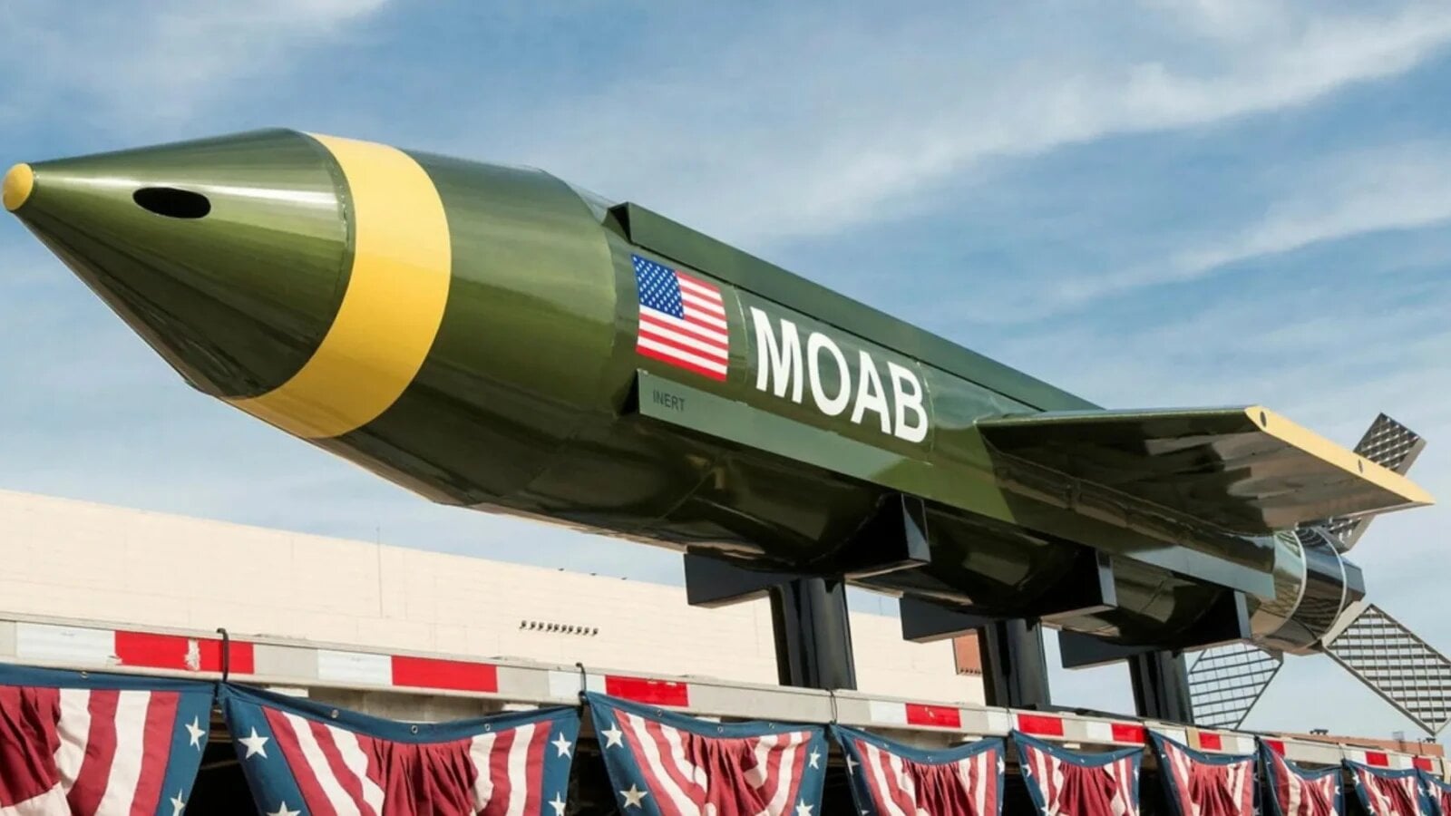 Scenariu extrem la Washington: Armata SUA ia în calcul să arunce 'Mama tuturor bombelor' peste Iran